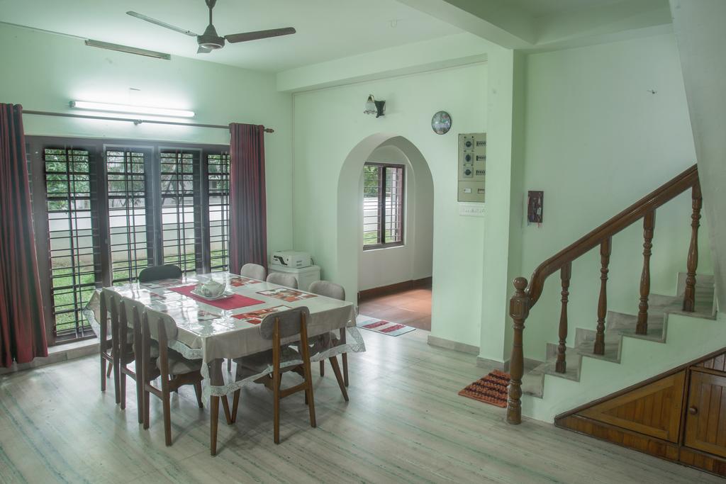 Lake County Heritage Home Kochi Exterior foto